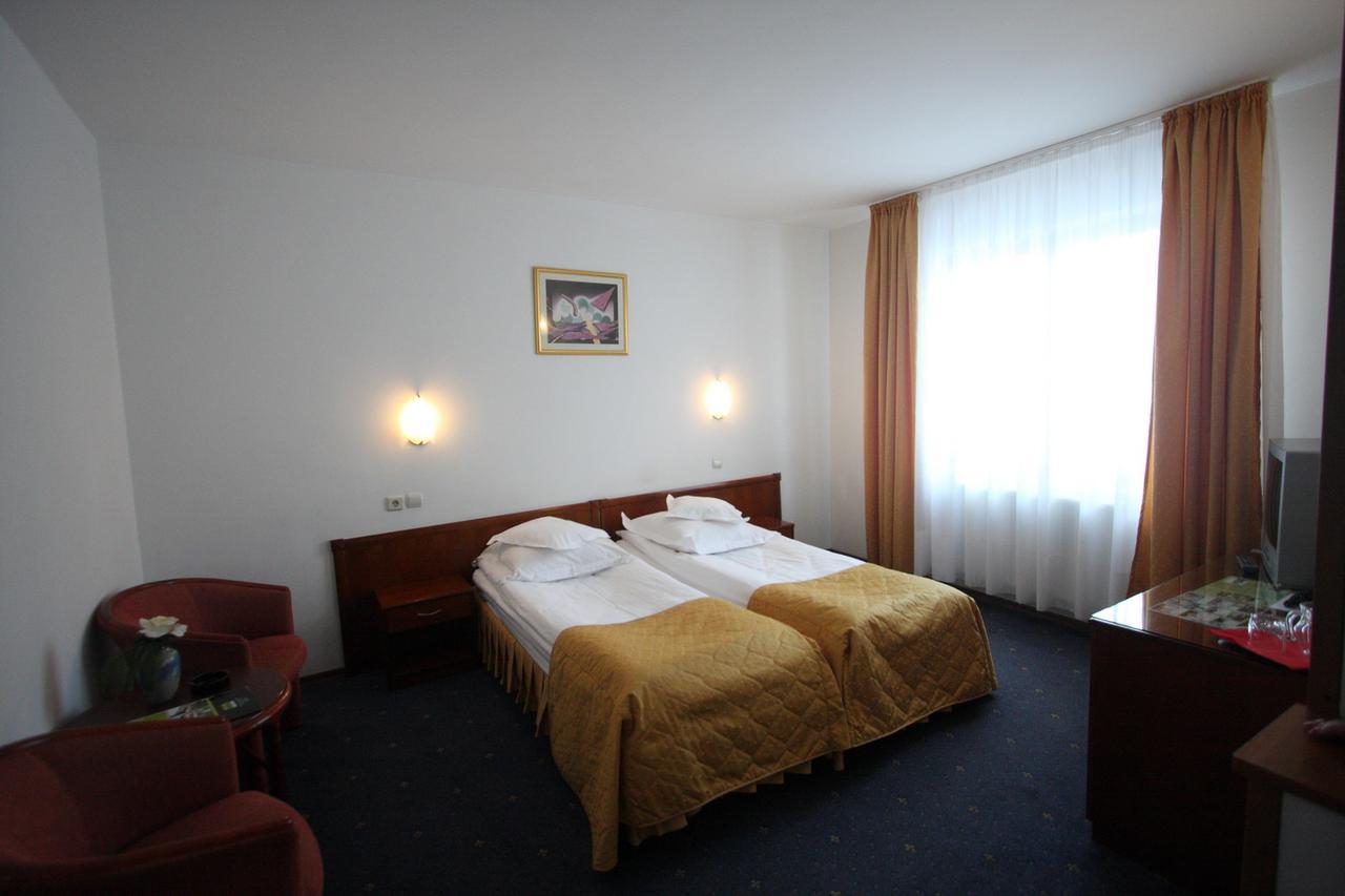 Hotel Ruia Пояна Брашов Екстериор снимка